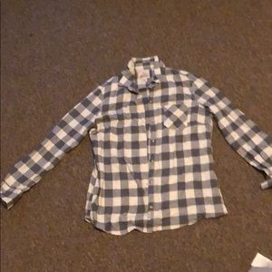 Field and stream large women’s flannel